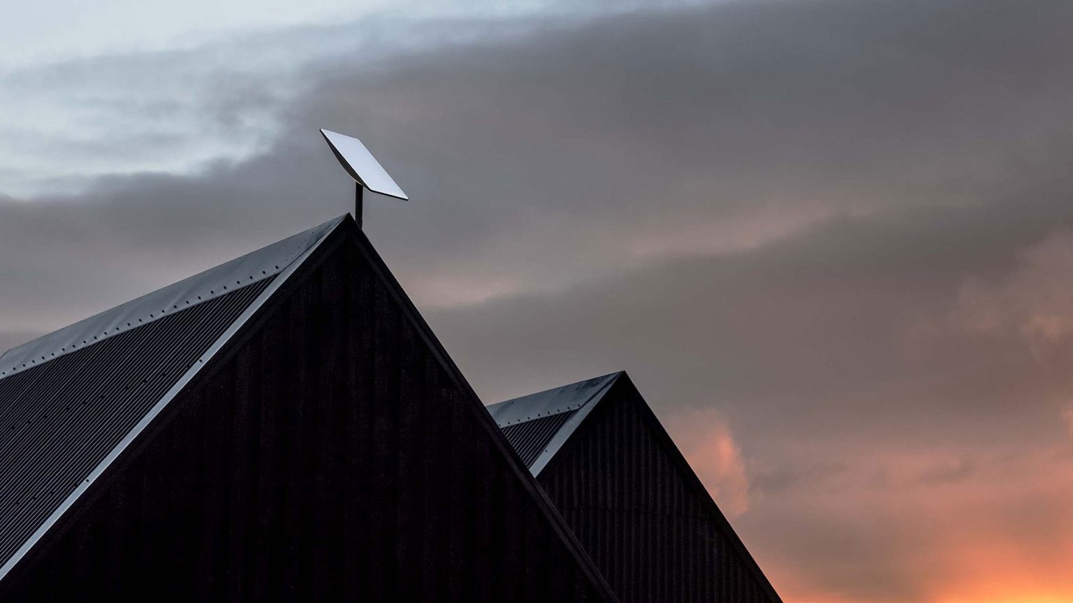 Starlink se torna principal motor de crescimento da SpaceX e estuda lançar telefone próprio